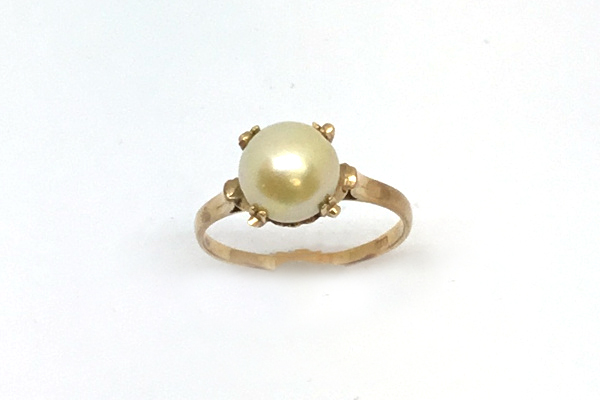 リフォーム前の真珠の指環とダイヤモンドプチネックレス