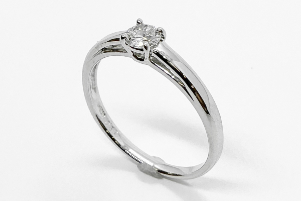 お母様のダイヤモンドを婚約指輪にリメイク