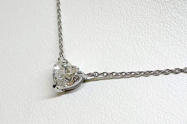 出来上がり後のハートシェイプダイヤモンドネックレス