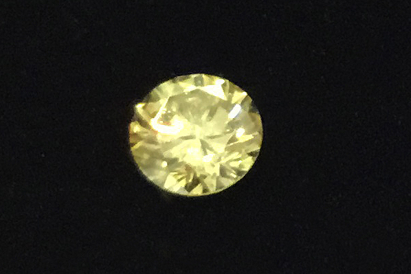 0.60ｃｔのイエローダイヤモンドルース