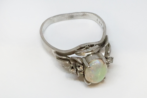 リメイク前のオパールR