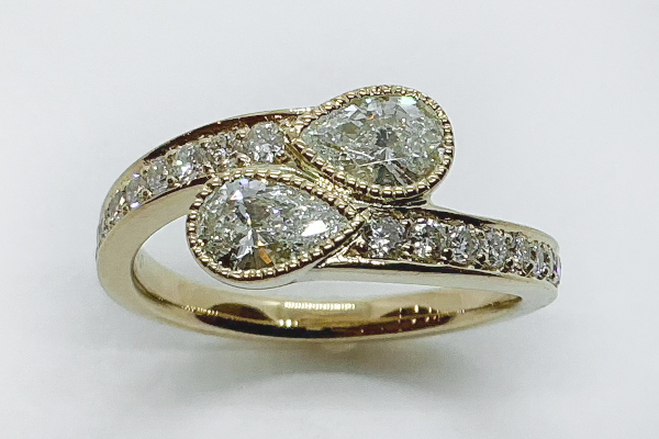 お母様愛用のメガネのダイヤで、作った指環