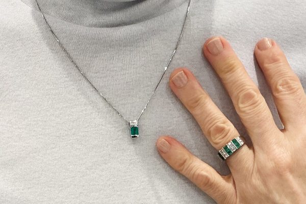 リメイク後のエメラルドTOP