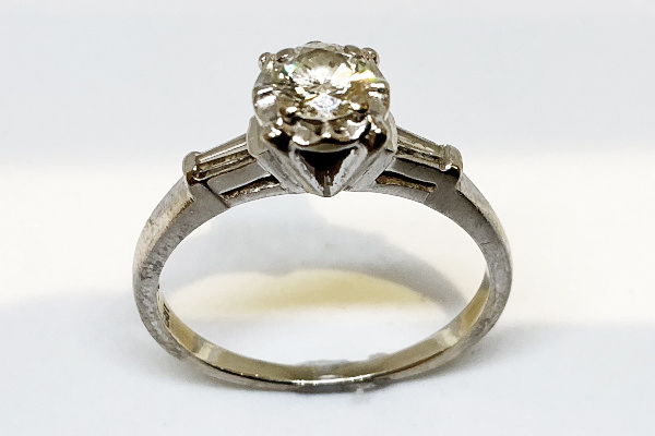 リフォーム前の立爪リング